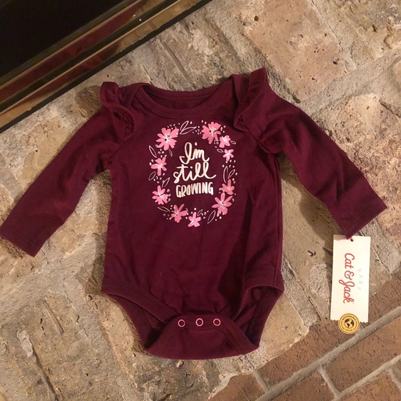 Ruffled shoulder long-sleeved onesie - Picture 1 of 3